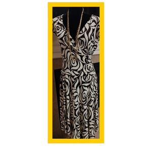 Maggy London Brown And Cream Flutter Sleeve Midi Dress. Size 12